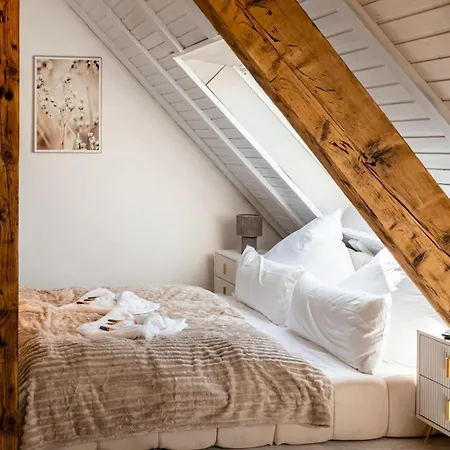 Апартаменты Helle City-maisonette Mit Balkon L Wifi *