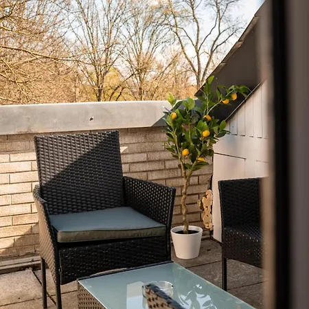 Helle City-maisonette Mit Balkon L Wifi Апартаменты *