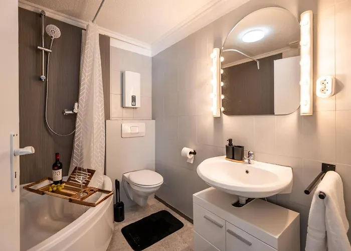 Helle City-maisonette Mit Balkon L Wifi